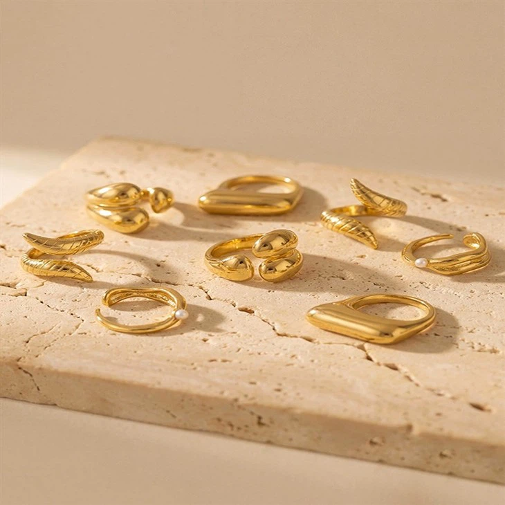 Curved Snake Rings factory
