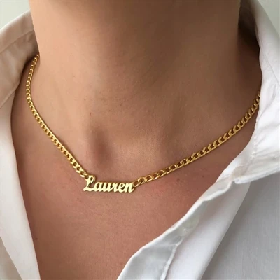 Comment personnaliser un collier prénom ?