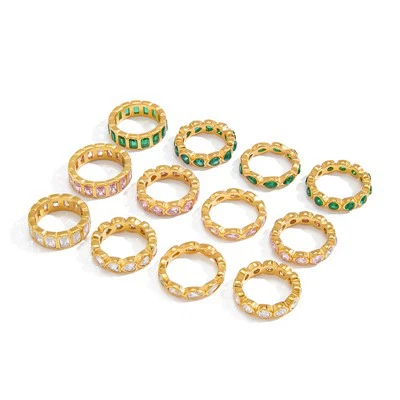Anneaux de conception minimaliste en zircon